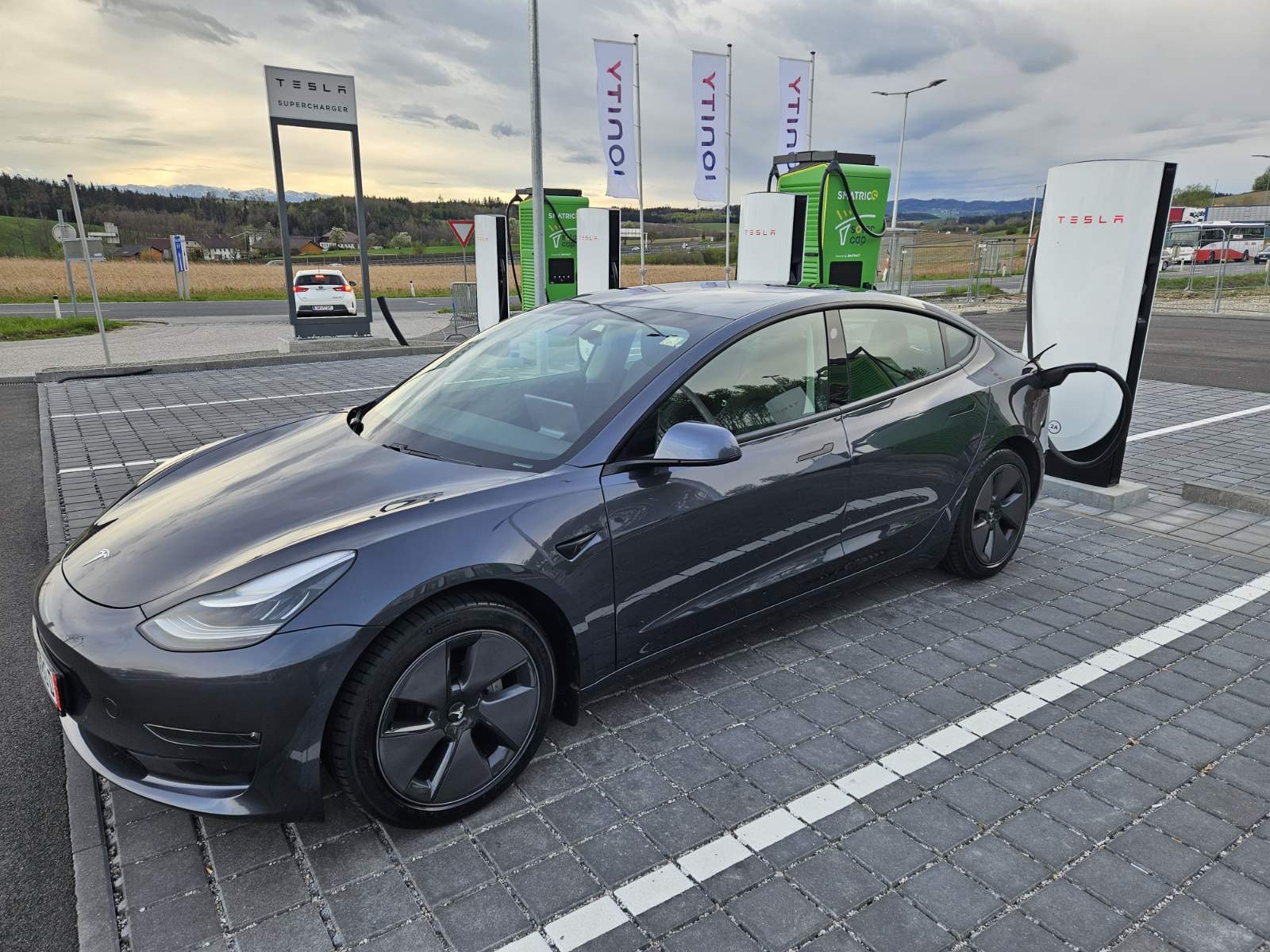Tesla Model 3 — достъпен електромобил втора употреба, TheEV.info Бургас